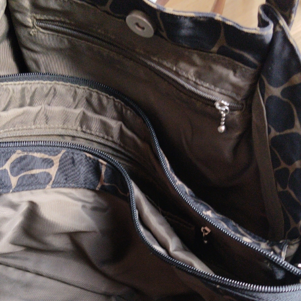 Baggallini Brown Printed Shoulder Tote